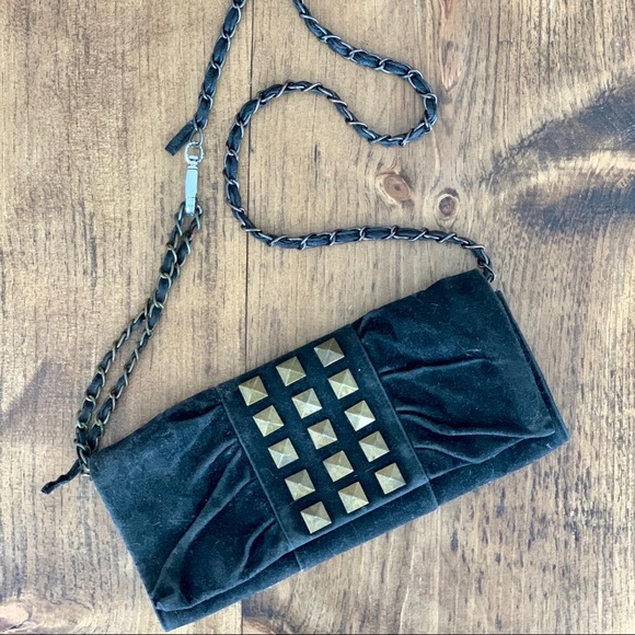 Black vintage clutch with gold studs - Picture 3 of 7